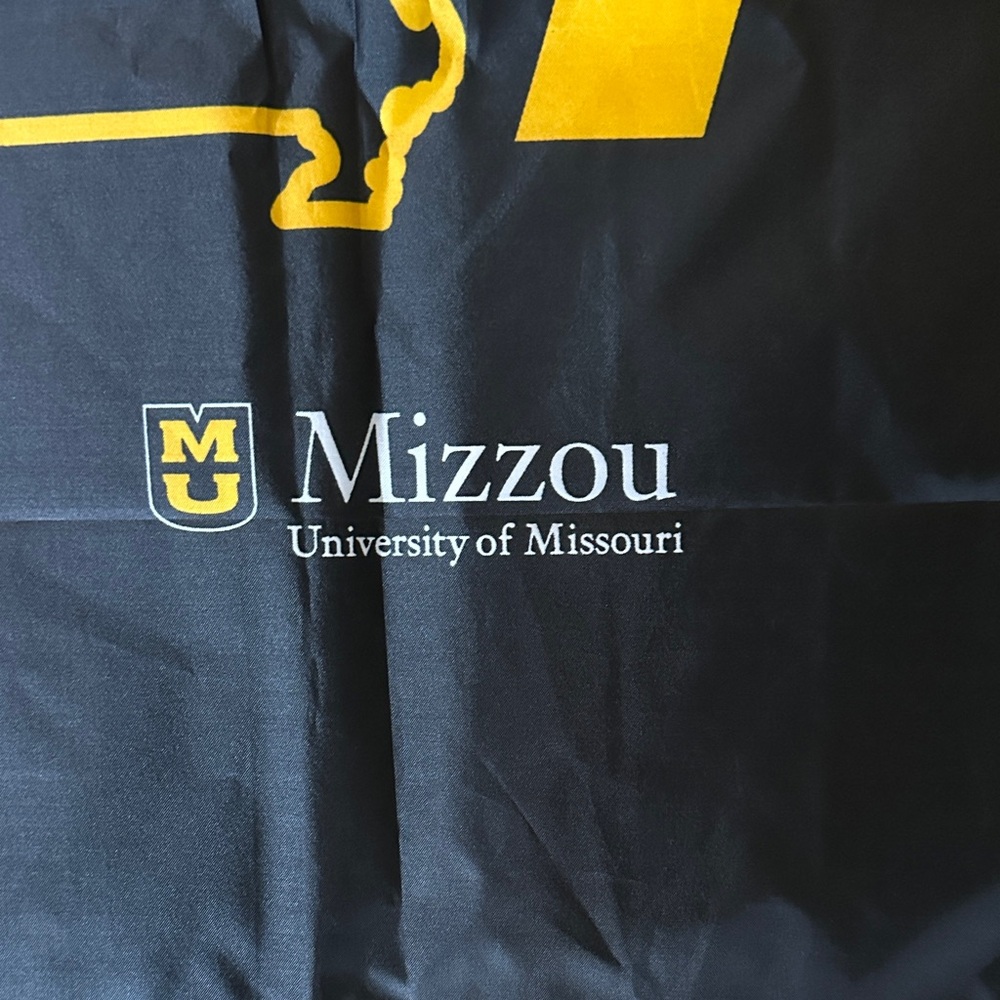 Mizzou "ROAR" Black and Gold Flag